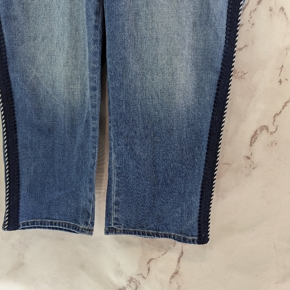 Chicos Jean Women 16 3 So Slimming Girlfriend Slip Crop Denim Piping Striped - Picture 4 of 12